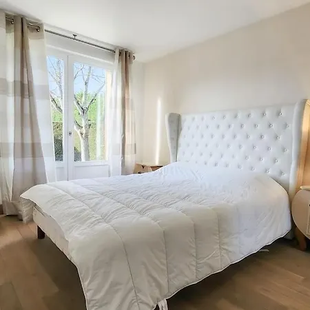 Maison Pour 8 Personnes, Avec Piscine