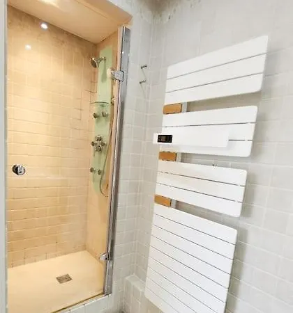 Maison Pour 8 Personnes, Avec Piscine